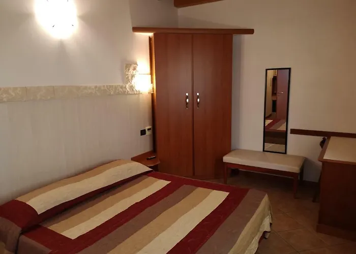 Ca' Del Sasso منزل ريفي